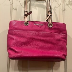 Michael Kors Pink Tote Bag with Chic Style